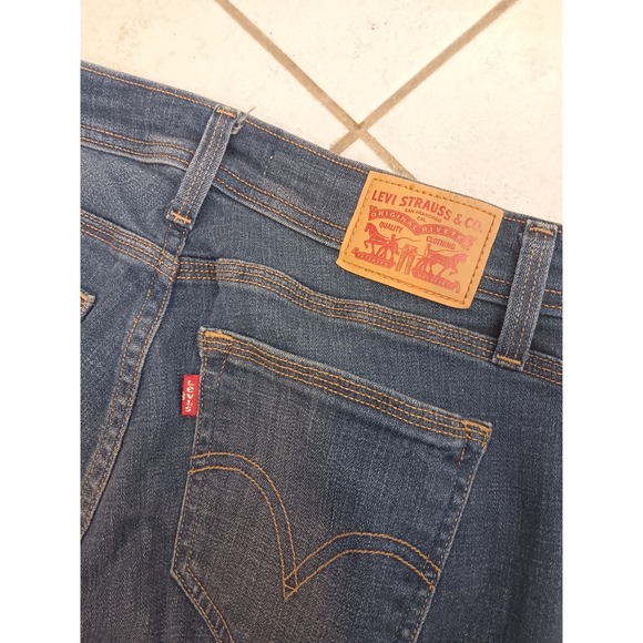 Levi's 529 Curvy Bootcut Women's Jeans Size 6 Medium Wash Denim Pants - Picture 9 of 9